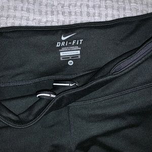 Cropped Dri-fit leggings